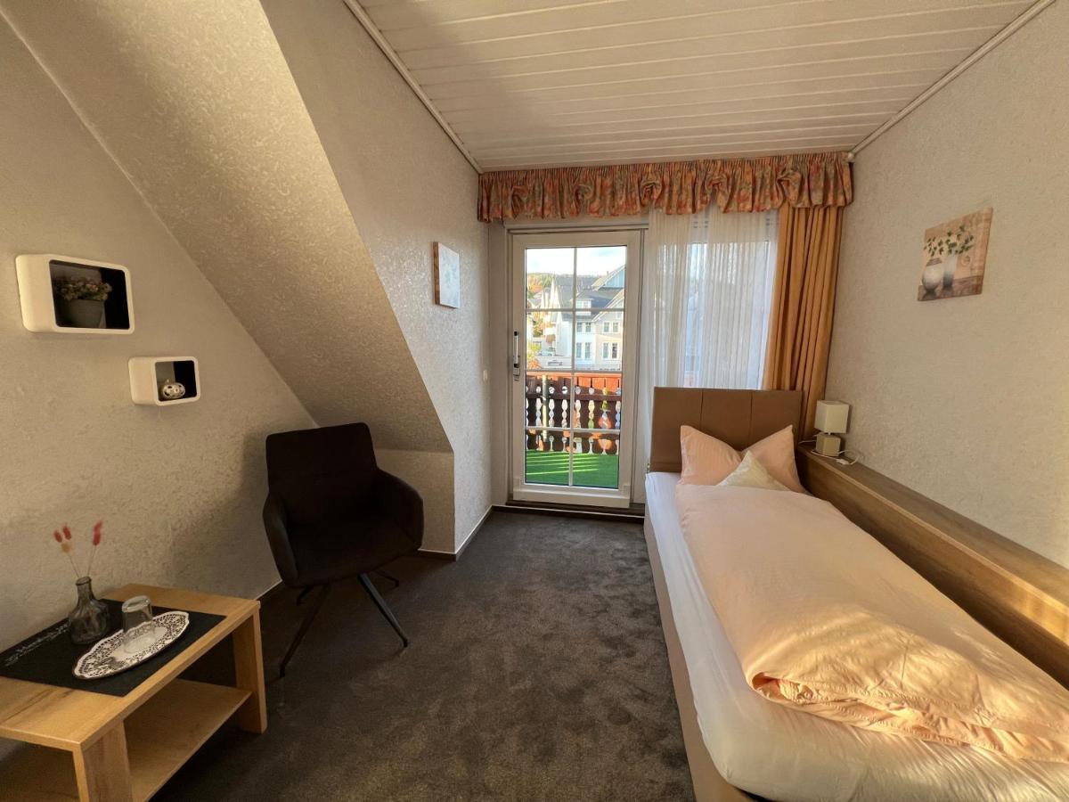 Single Room Balcony,1310675803:JPEG